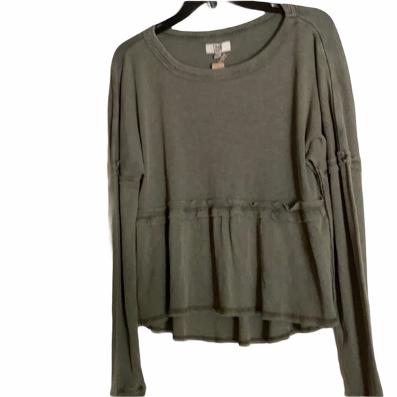 LAST 1 - NEW ribbed long sleeve peplum top - Picture 4 of 9